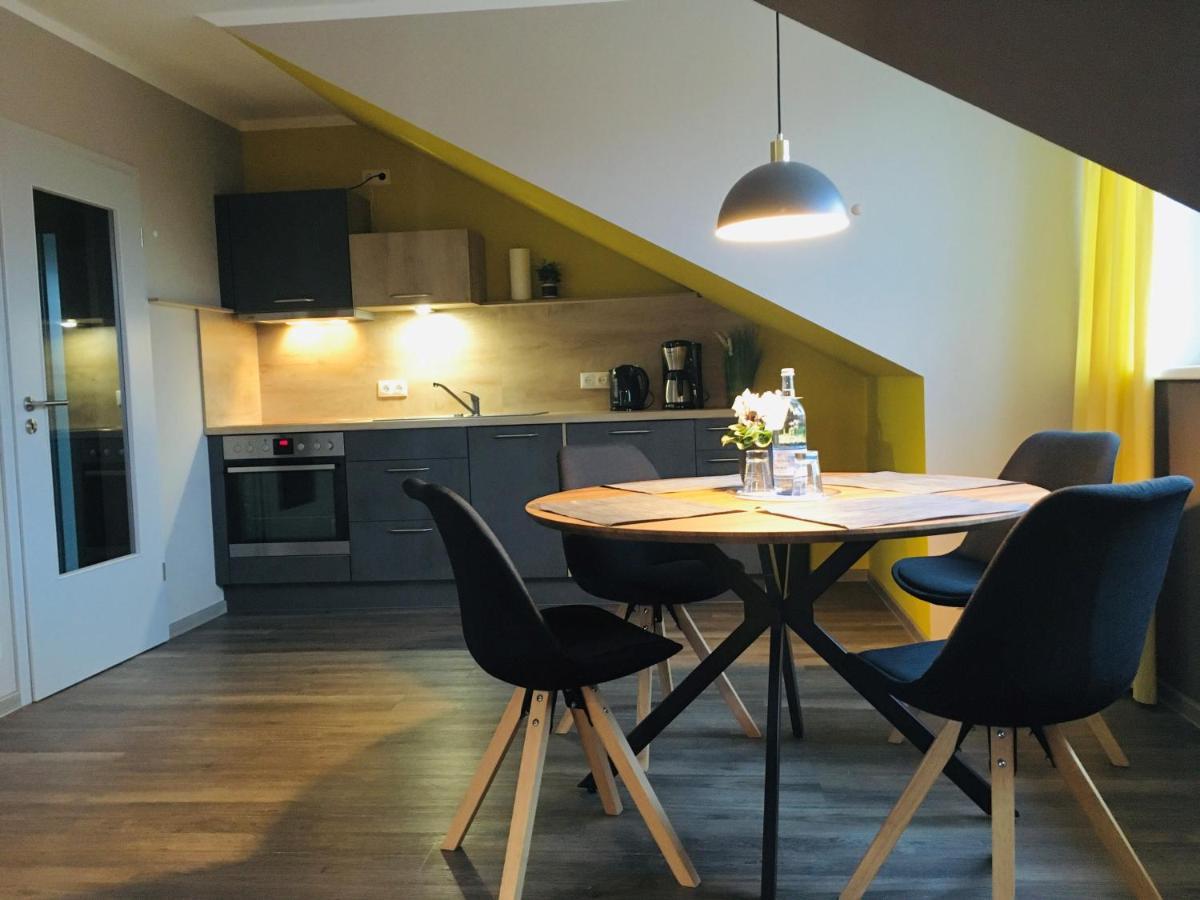 Pension Seecafe Zarrentin am Schaalsee Dış mekan fotoğraf