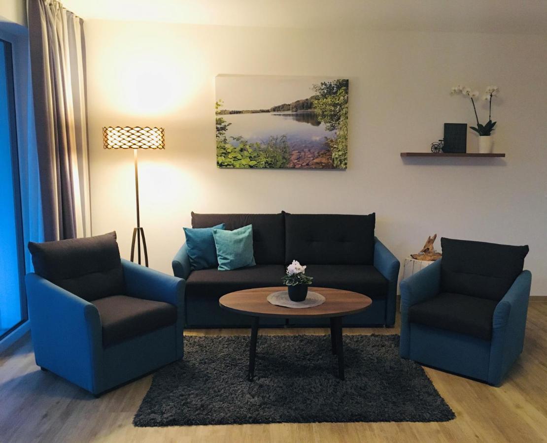 Pension Seecafe Zarrentin am Schaalsee Dış mekan fotoğraf