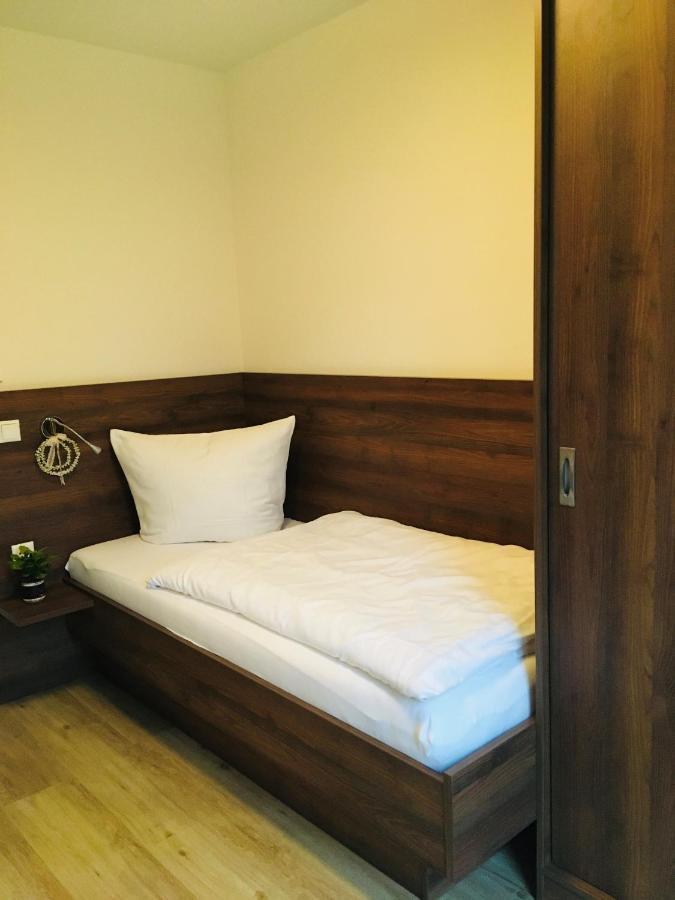 Pension Seecafe Zarrentin am Schaalsee Dış mekan fotoğraf