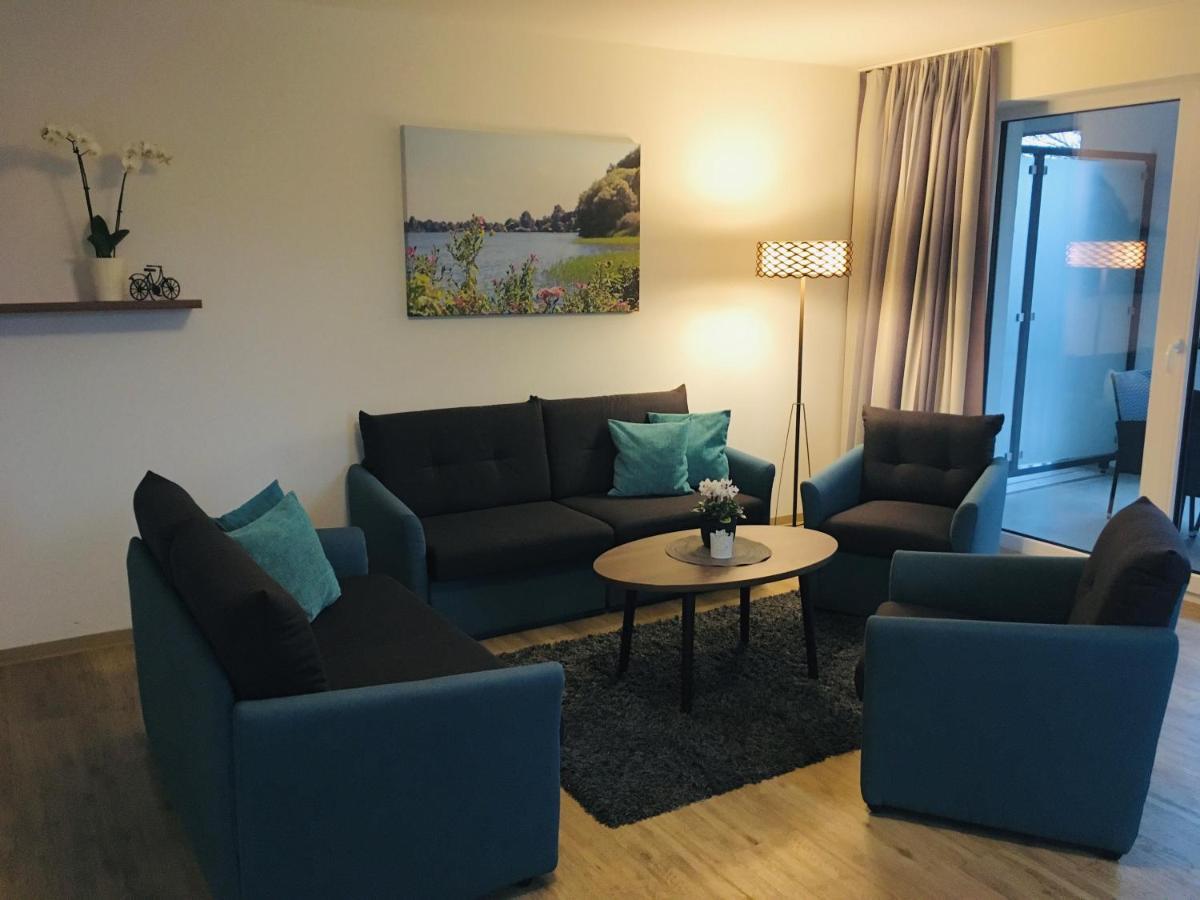 Pension Seecafe Zarrentin am Schaalsee Dış mekan fotoğraf
