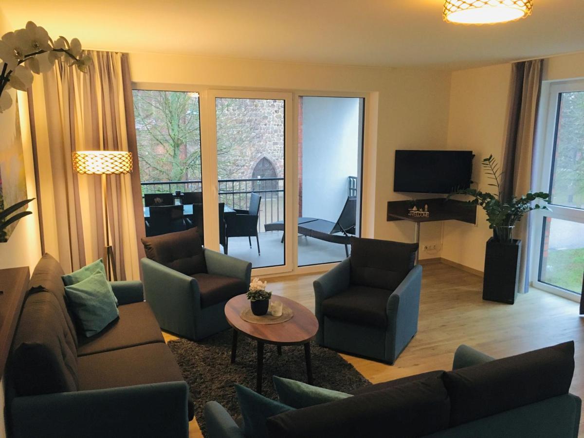 Pension Seecafe Zarrentin am Schaalsee Dış mekan fotoğraf