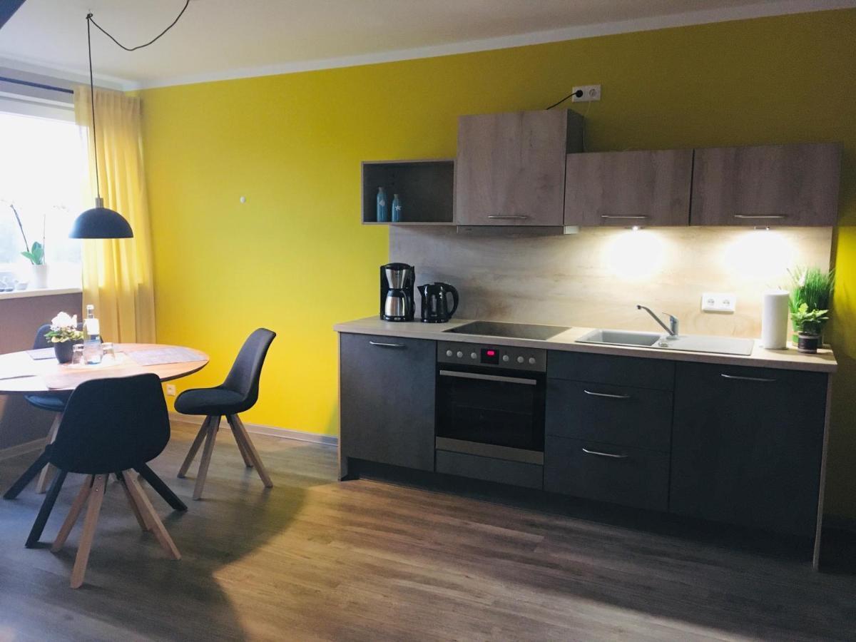 Pension Seecafe Zarrentin am Schaalsee Dış mekan fotoğraf